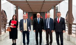 Vakfımız Çin Büyükelçiliği Ticaret ve Ekonomiden sorumlu Elçi Müsteşarını ziyaret etti.