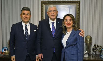 Vakfımız Başkan Yardımcıları İyi Parti Genel Başkanı Musavvat Dervişoğlu’nu ziyaret etti