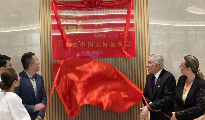 Türkiye-Çin İlişkilerinde Yeni Bir Köprü: Türkiye Çin Dostluk Vakfı Sichuan (Çengdu) Şubesi Törenle Açıldı