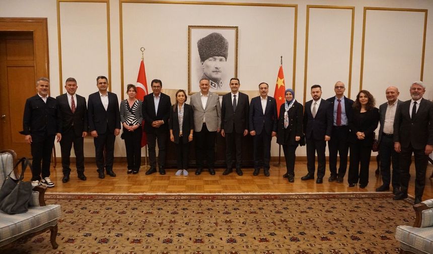 Türk Milletvekilleri Çin Gezisi