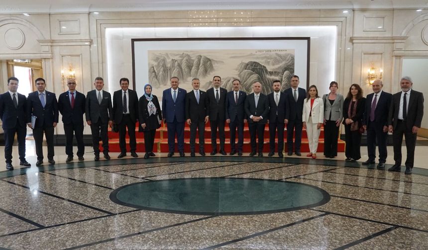 Türk Milletvekilleri Çin Gezisi